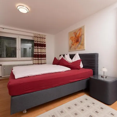 Imelda Apartment *